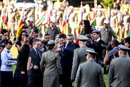 18.11.2019 - Porto Alegre/RS  - Prefeita Paula Mascarenhas é homenageada com a medalha 'Serviços Distintos' na cerimônia de passagem de comando-geral da Brigada Militar. Coronel Ikeda passa o comando para o coronel Rodrigo Mohr Picon - Foto: Gustavo Vara
