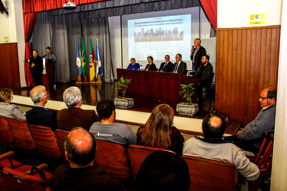 22.11.2017 - Abertura do Fórum de Acessibilidade Urbana e Arquitetônica no Auditório da Ucpel