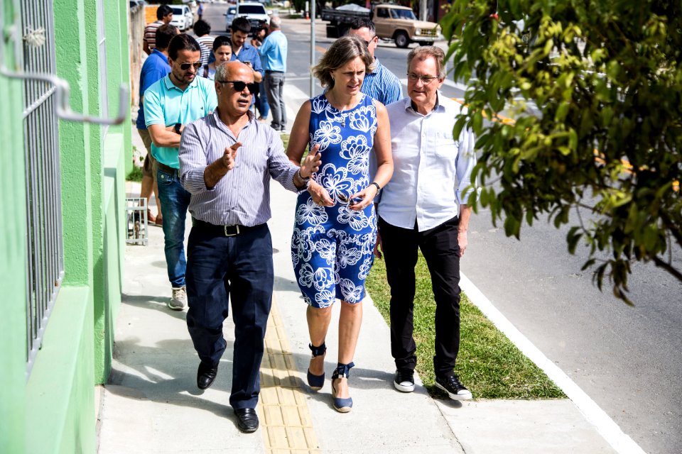 07.02.2018 - Prefeita Paula Mascarenhas e o vice Idemar Barz durante Entrega das Rua Professor Mário Peiruque e Rafael Pinto Bandeira - Foto: Gustavo Vara