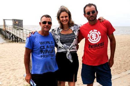 29.12.2017 - Prefeita Paula Mascarenhas durante visita e entrega da reforma do trapiche da praia do Laranjal