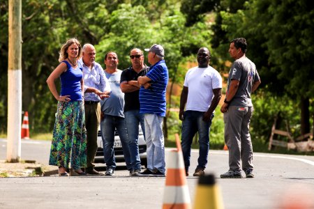 05.02.2018 - Prefeita Paula Mascarenhas durante entrega da rua Xavier Ferreira