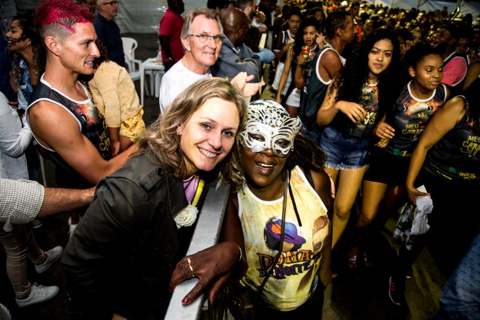 12.02.2018 - Prefeita Paula Mascarenhas e o vice Idemar Barz no segundo dia do Carnaval 2018 - Foto: Gustavo Vara