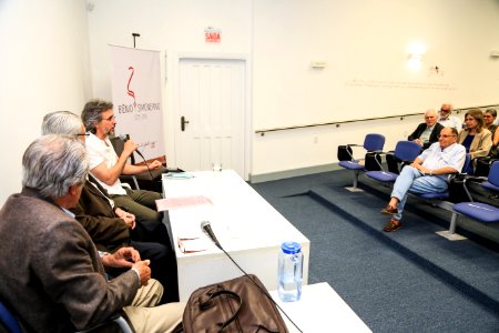 14.12.2017 - Prefeita Paula Mascarenhas durante 'Diálogos Simonianos' com Vitor Ramil, Carlos Diniz e Fausto Domingos no Instituto João Simões Lopes Neto