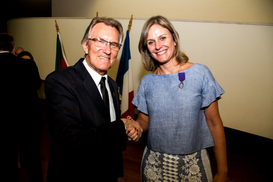 28.02.2018 - Porto Alegre/RS - Prefeita Paula Mascarenhas recebe comenda da Ordem das Palmas Acadêmicas na Fundação Iberê Camargo - Foto: Gustavo Vara