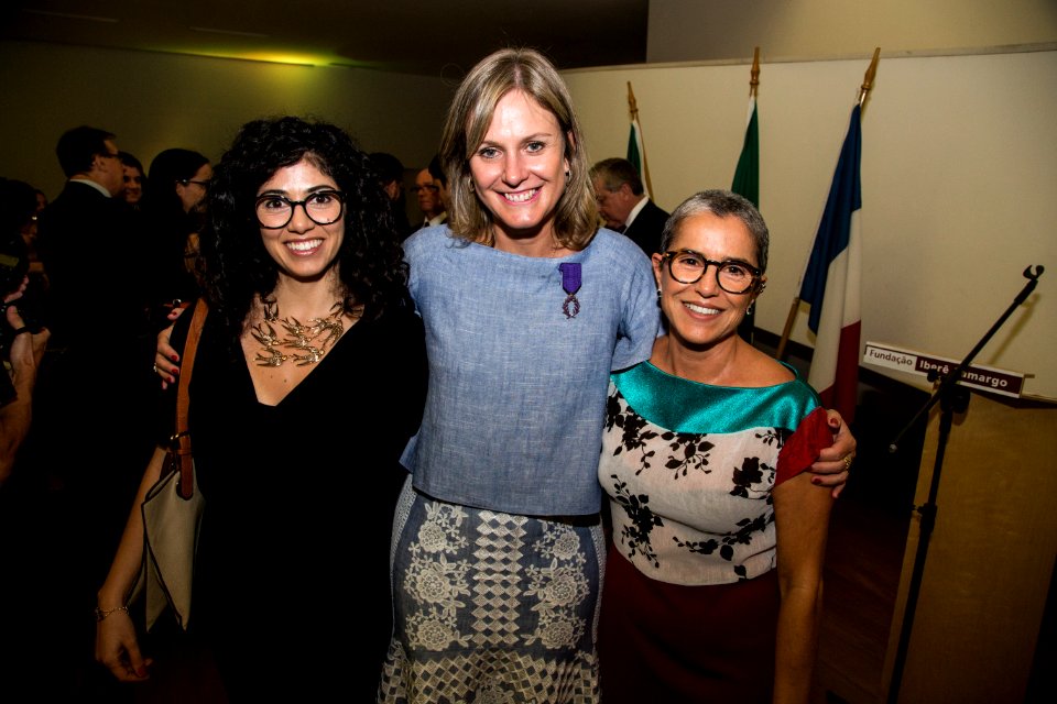 28.02.2018 - Porto Alegre/RS - Prefeita Paula Mascarenhas recebe comenda da Ordem das Palmas Acadêmicas na Fundação Iberê Camargo - Foto: Gustavo Vara