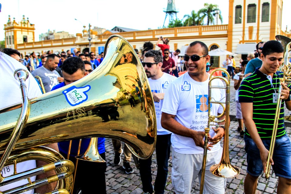 15.01.2018 - Prefeita Paula Mascarenhas no Cortejo Musical do 8° Festival Internacional Sesc de Música