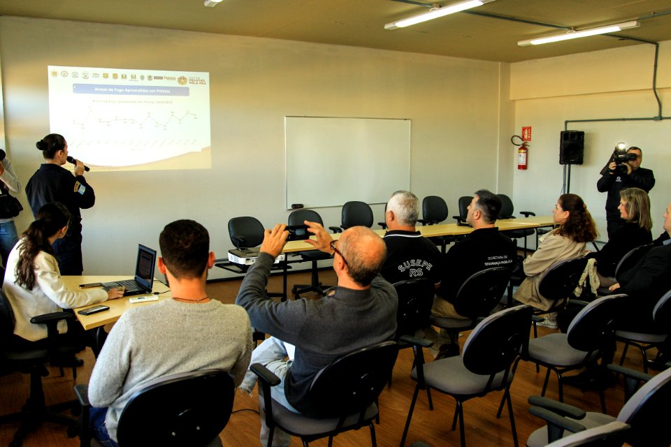 17.05.2018 - Prefeita Paula Mascarenhas em coletiva de imprensa para apresentação dos dados da segurança pública no primeiro quadrimestre de 2018 - Foto: Gustavo Vara
