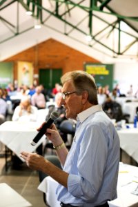 23.11.2017 - Prefeito em exercício Idemar Barz participa do Seminário Regional da Qualidade  e produtividade na construção civíl no salão de eventos do Parque do Sesi