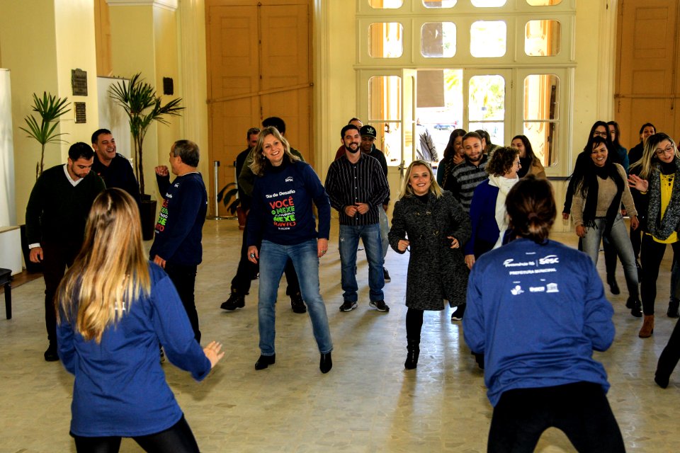 27.06.2018 - Prefeita Paula Mascarenhas e servidores do Paço em atividades do Dia do Desafio - Foto: Gustavo Vara