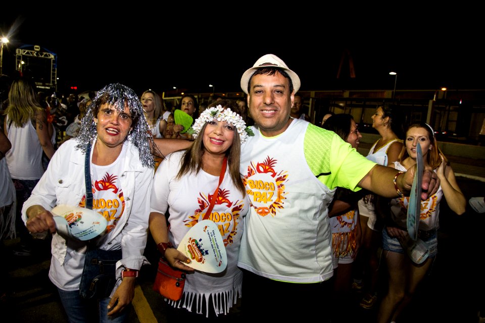 12.02.2018 - Bloco da Paz desfila na Passarela do Samba no Porto de Pelotas - Foto: Gustavo Vara