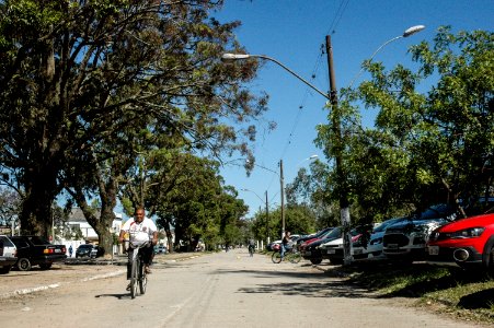 23.11.2017 - Postes de iluminação na Avenida Duque de Caxias com novos pontos de iluminação de led