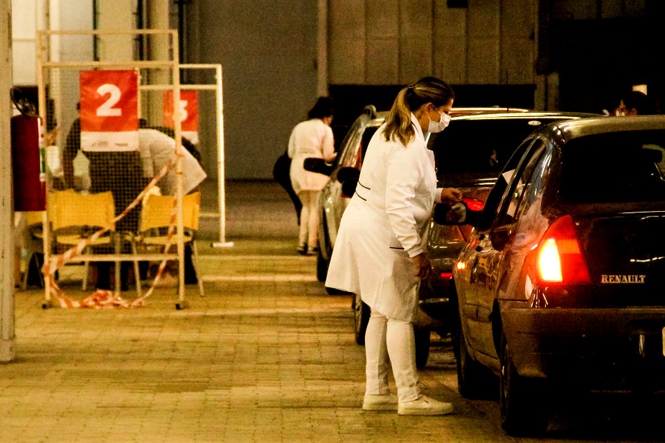 02.04.2021 Drive-thru da Vacinação para 1° dose dos idosos com 67 anos ou mais Foto Rodrigo Chagas