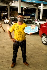 16.04.2021 - Drive-thru para 2ª dose de idosos com 77 anos - Foto Michel Corvello
