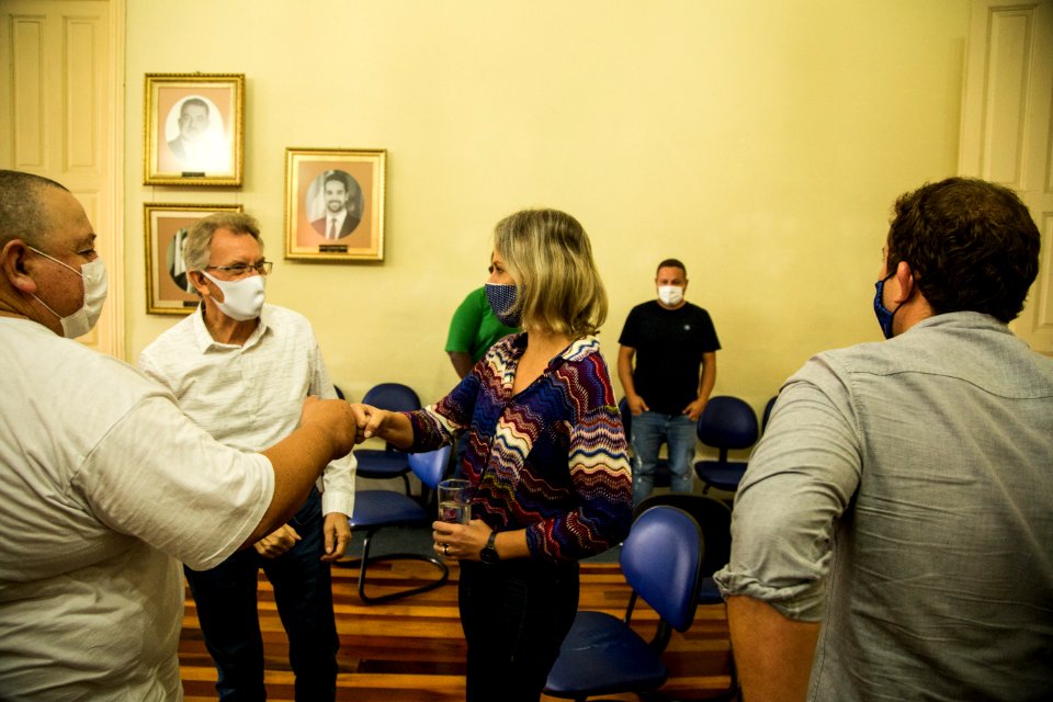 15.04.2021 - Prefeita Paula Mascarenhas em reunião com vereadores da base sobre os 100 dias de governo - Foto: Gustavo Vara