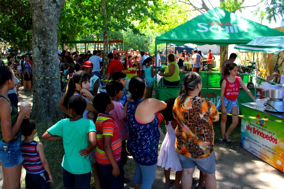 16.12.2017 - Vice-prefeito Idemar Barz na chegada do Papai Noel da Rádio Imigrantes