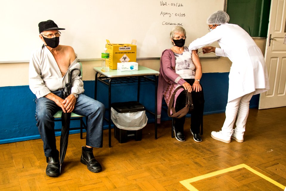 01.04.2021 - Vacinação dos idosos a partir dos 68 anos - Foto Michel Corvello