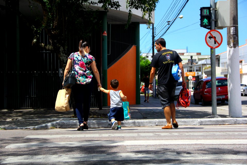 26.02.2018 - STT - Orientações de trânsito na volta as aulas - Foto Marcel Avila