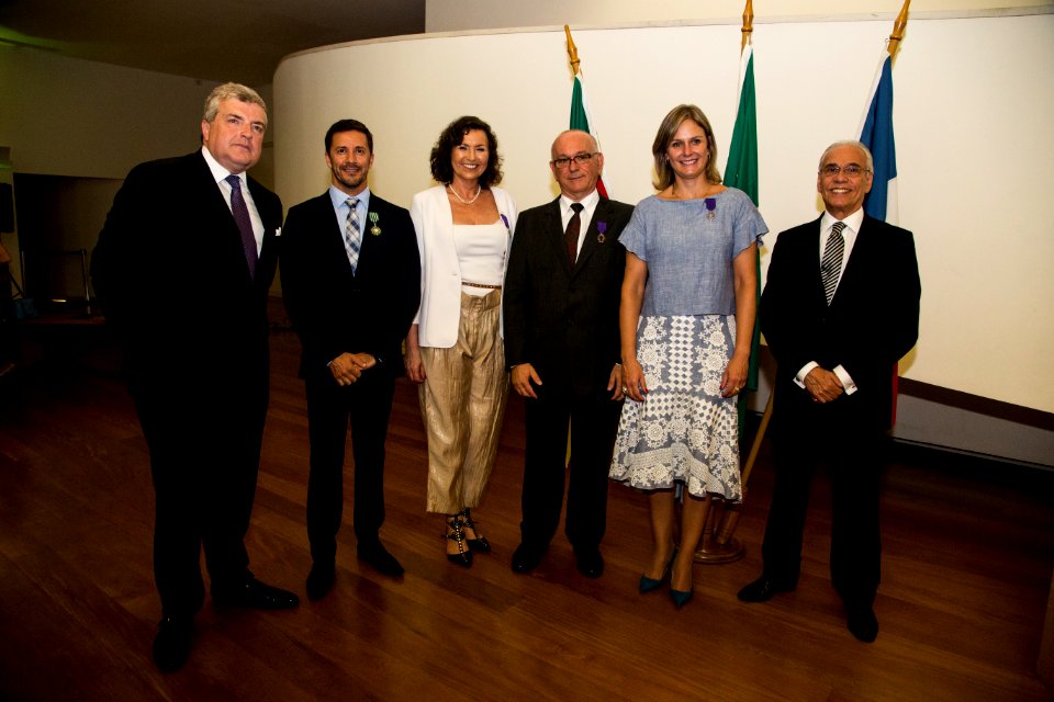 28.02.2018 - Porto Alegre/RS - Prefeita Paula Mascarenhas recebe comenda da Ordem das Palmas Acadêmicas na Fundação Iberê Camargo - Foto: Gustavo Vara