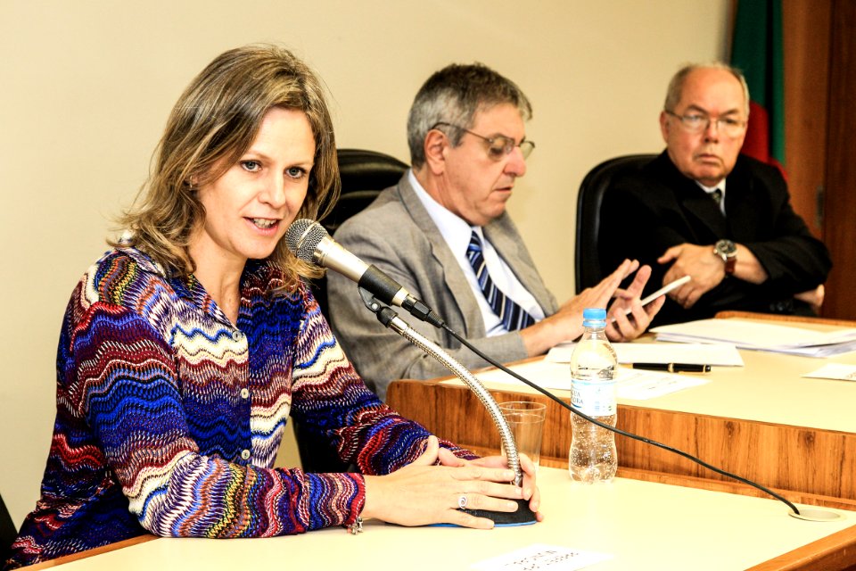 29.01.2018 - Prefeita Paula Mascarenhas durante cerimônia de entrega do Selo Mérito Justiça Gaúcha às Unidades Jurisdicionais que cumpriram as metas 1 e 2 do CNJ - Foto: Gustavo Vara