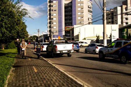 30.03.2021 - Operação para fiscalizar o uso de máscaras na Avenida Dom Joaquim - Foto Michel  Corvello