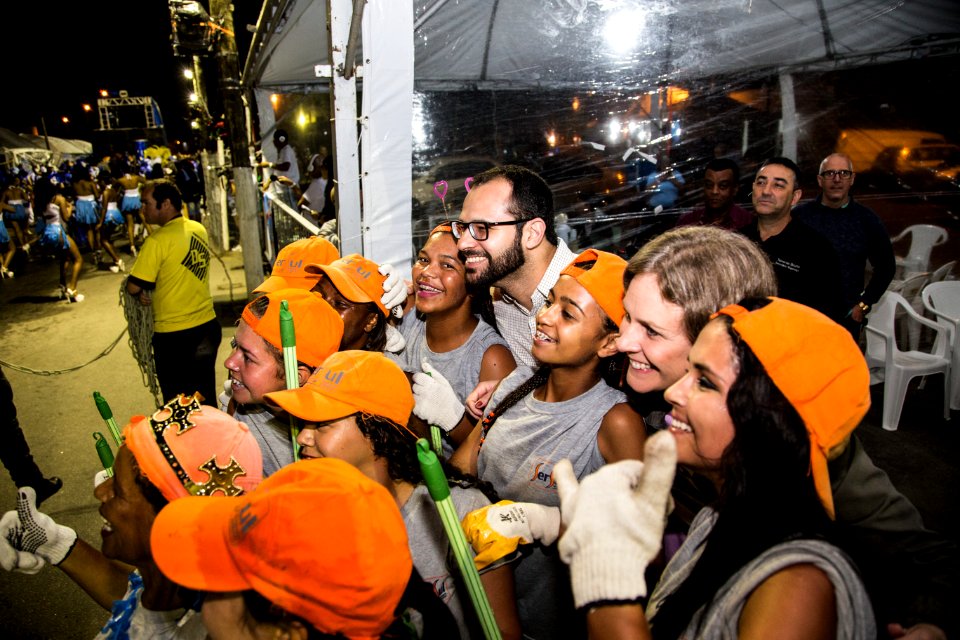 12.02.2018 - Prefeita Paula Mascarenhas e o vice Idemar Barz no segundo dia do Carnaval 2018 - Foto: Gustavo Vara