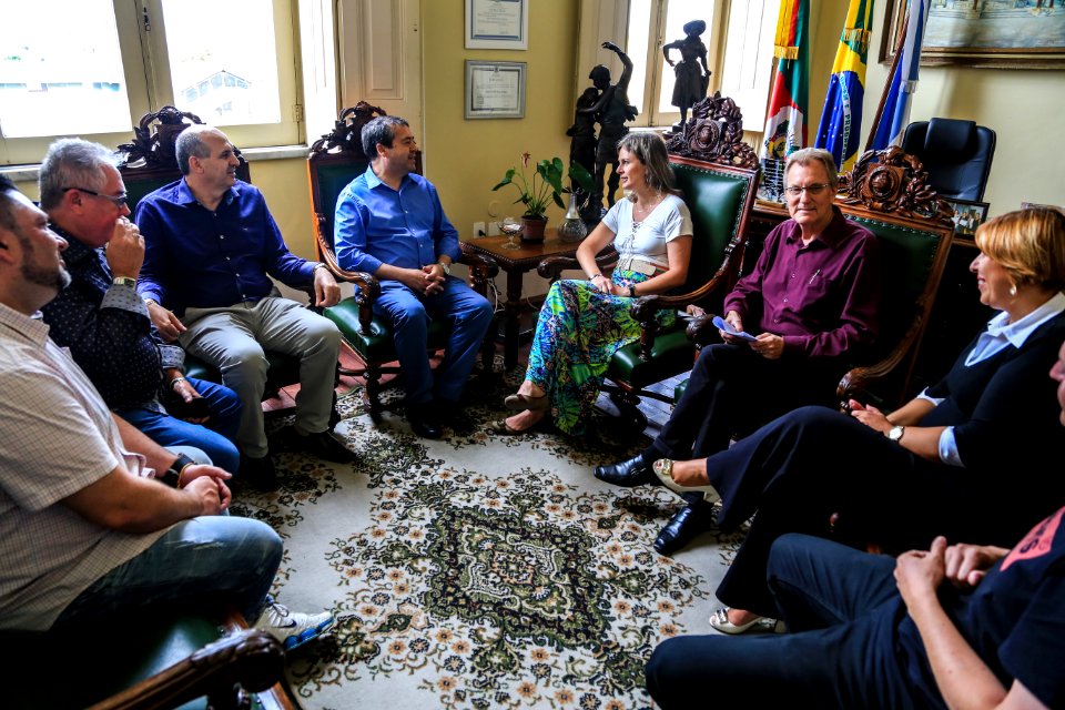 17.01.2018 - Prefeita Paula Mascarenhas e vice Idemar Barz recebem visita do deputado federal, Ronaldo Nogueira (PTB)