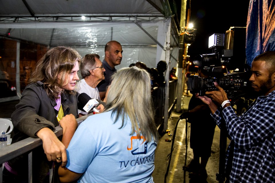 12.02.2018 - Prefeita Paula Mascarenhas e o vice Idemar Barz no segundo dia do Carnaval 2018 - Foto: Gustavo Vara