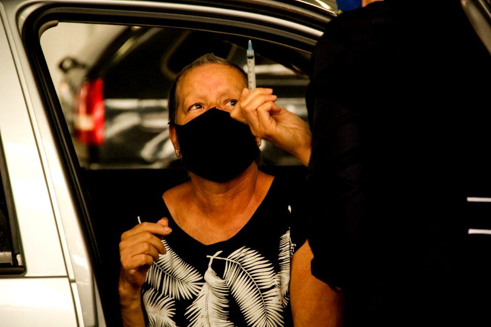 02.04.2021 Drive-thru da Vacinação para 1° dose dos idosos com 67 anos ou mais Foto Rodrigo Chagas