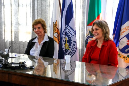 27.10.2017 Prefeita Paula Reunião com Dep Yeda Crusius na Associação Comercial Pelotas - Fotos Gustavo Mansur