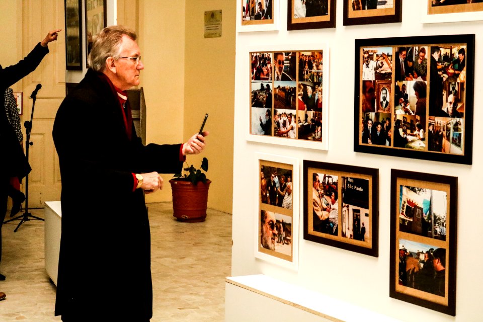 05.07.2019 - Prefeita Paula Mascarenhas e o vice Idemar Barz prestigiam a abertura da exposição fotográfica ‘Bernardo de Souza em dois tempos’ em homenagem ao ex-prefeito, com imagens do fotógrafo Gustavo Vara - Foto: Michel Corvello