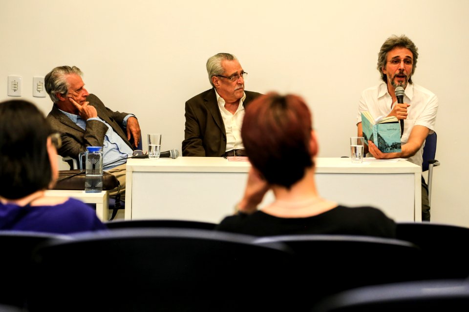 14.12.2017 - Prefeita Paula Mascarenhas durante 'Diálogos Simonianos' com Vitor Ramil, Carlos Diniz e Fausto Domingos no Instituto João Simões Lopes Neto