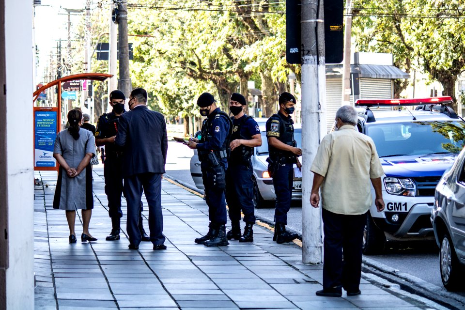 07.03.2021 - Movimento na cidade durante o lockdown - Foto Michel Corvello-54