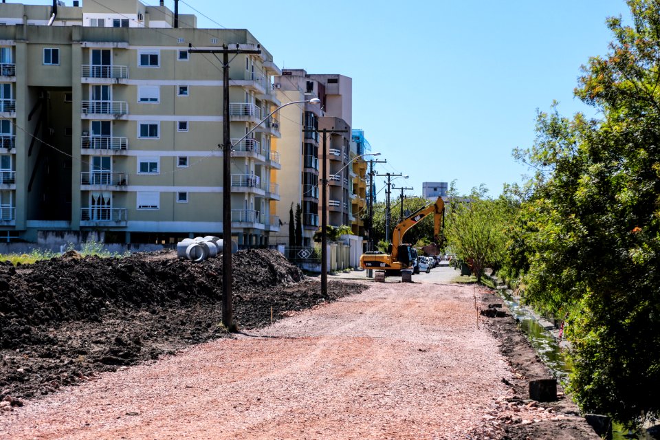 22.11.2017 - Obras no Parque Linear - Abertura Rua General Argolo
