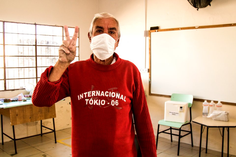13.04.2021 - Vacinação de idosos com 63 anos nas escolas - Foto Michel Corvello
