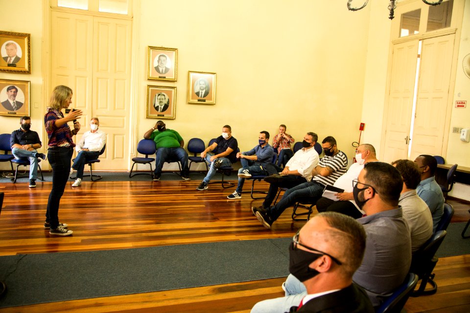 15.04.2021 - Prefeita Paula Mascarenhas em reunião com vereadores da base sobre os 100 dias de governo - Foto: Gustavo Vara