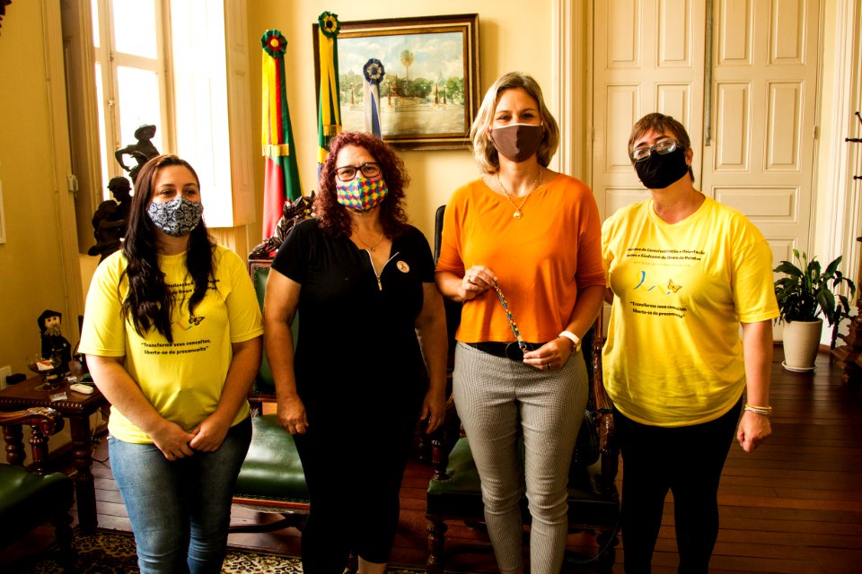 18.02.2021 - Prefeita Paula Mascarenhas em reunião com a Apadpel e a Ampharo - Foto: Gustavo Vara