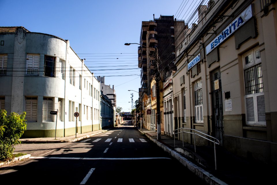 06.03.2021 - Movimento na cidade no Lockdown - Foto Michel Corvello
