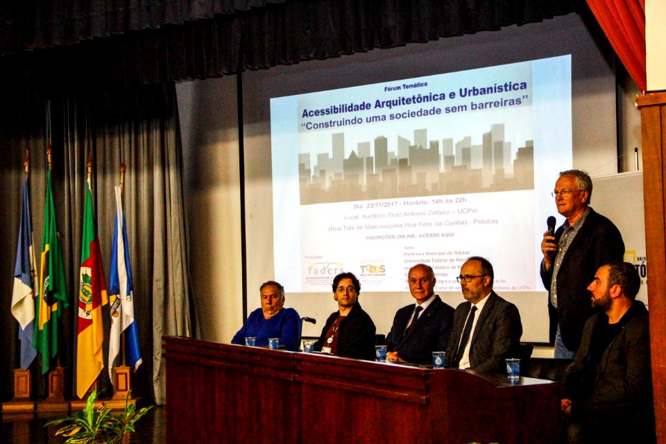 22.11.2017 - Abertura do Fórum de Acessibilidade Urbana e Arquitetônica no Auditório da Ucpel