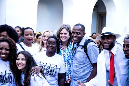 13.11.2017 - Prefeita Paula Mascarenhas participa da Abertura da semana da Consciência Negra no pátio interno da Secult