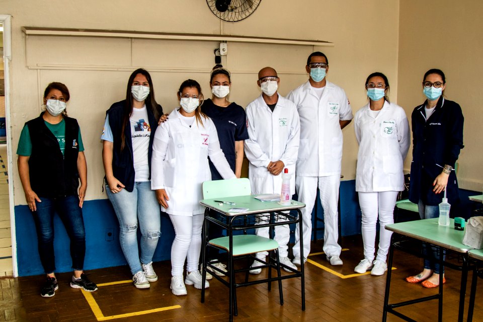 24.03.2021 - Vacinação dos idosos com 76 anos nas escolas - Foto Michel Corvello