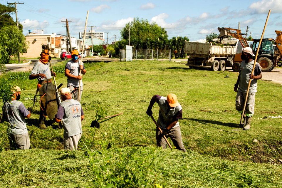 19.02.2021 - Prefeita Paula Mascarenhas visita Bairro Bem Cuidado no Navegantes - Foto: Gustavo Vara