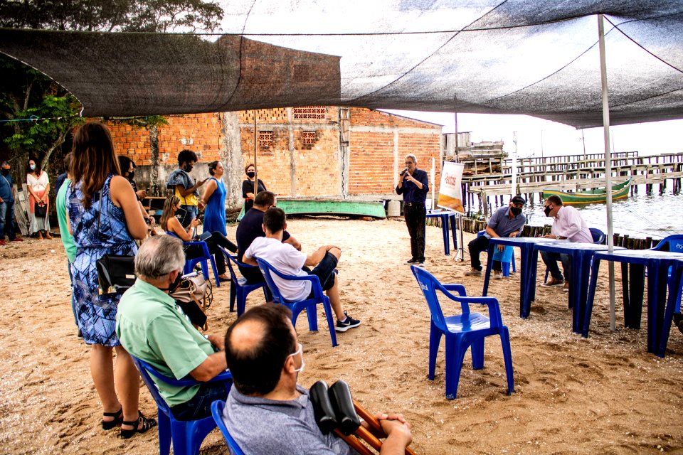 01.02.2021 - Prefeito em exercício, Idemar Barz prestigia abertura da Safra do Camarão na Colônia de Pescadores Z3 - Foto Michel Corvello