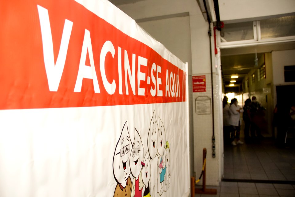 06.02.2021 Mutirão de vacinação dos profissionais de saúde Foto: Rodrigo Chagas