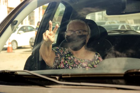 27.02.2021 Prefeita Paula Mascarenhas acompanha Drive Thru de Vacinação para idosos Foto Rodrigo Chagas