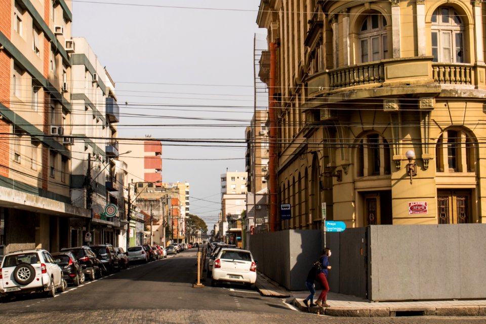 21.07.2020 - Pavimentação da rua Anchieta - Foto Michel Corvello
