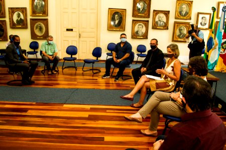 10.02.2021 - Prefeita Paula Mascarenhas em reunião com vereadores - Foto: Gustavo Vara