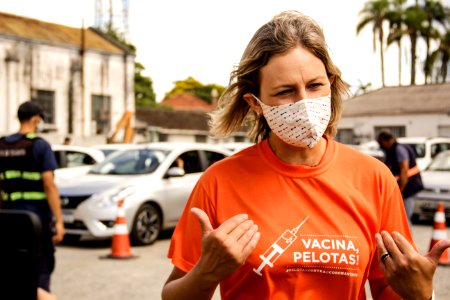 27.02.2021 Prefeita Paula Mascarenhas acompanha Drive Thru de Vacinação para idosos Foto Rodrigo Chagas