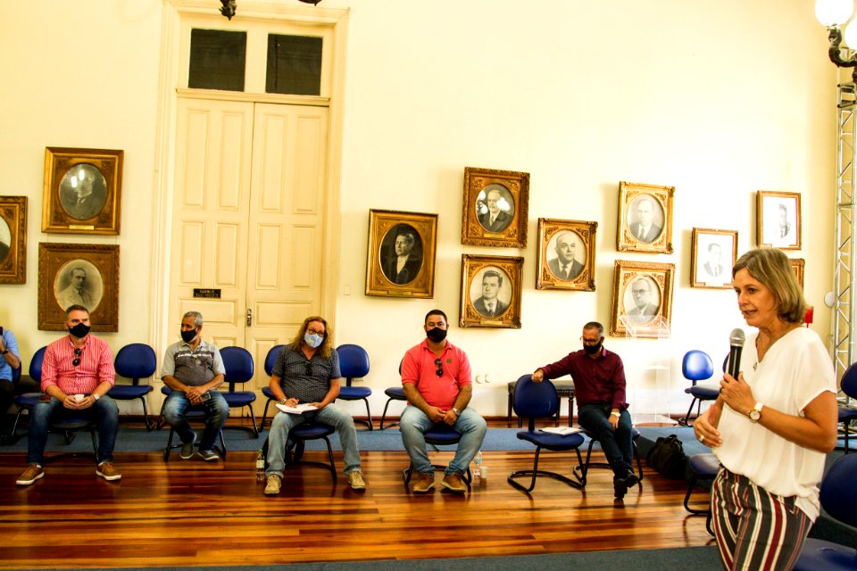 07.01.2021 - Prefeita Paula Mascarenhas em reunião com vereadores da base - Foto: Gustavo Vara