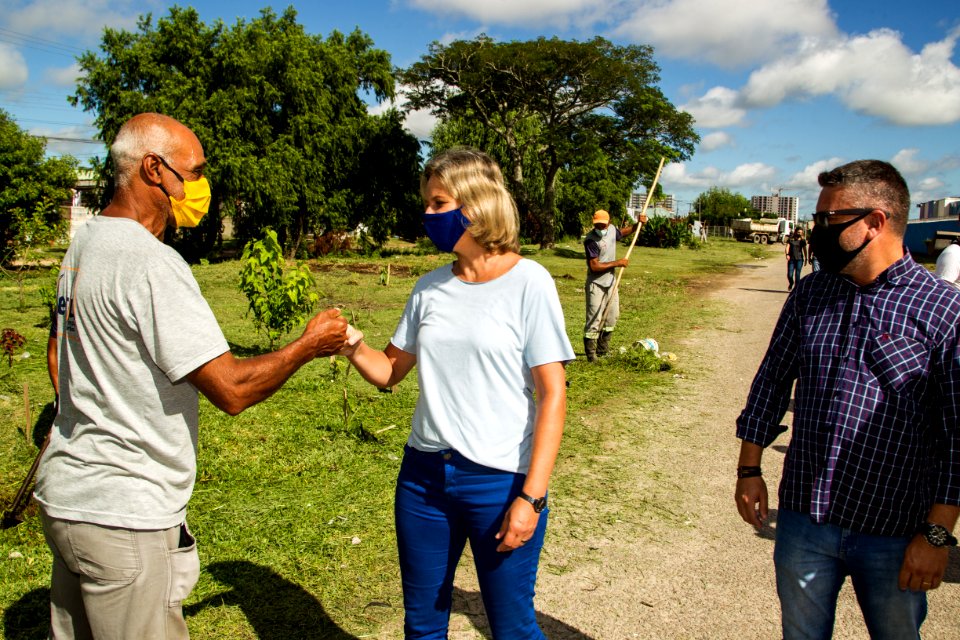 19.02.2021 - Prefeita Paula Mascarenhas visita Bairro Bem Cuidado no Navegantes - Foto: Gustavo Vara