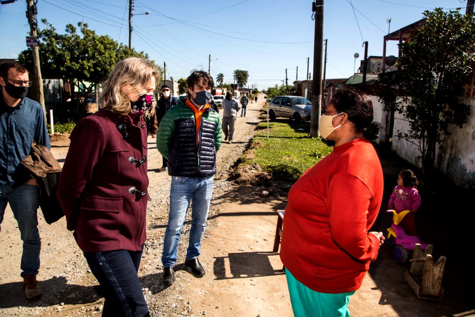 31.07.2020 - Prefeita Paula Mascarenhas em visita às obras da rua 10 do Pestano - Foto: Gustavo Vara